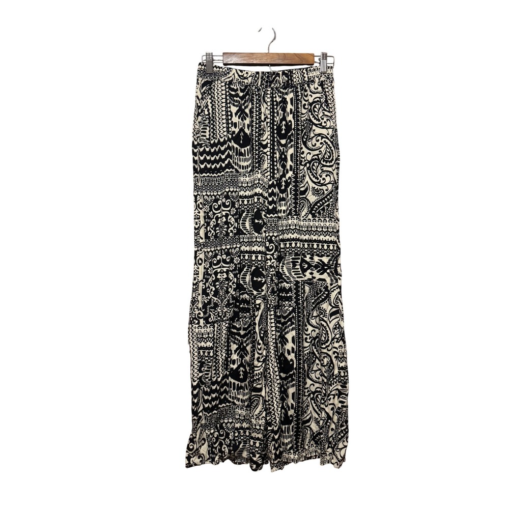 Yak & Yeti Wide Leg Pants Womens M Black White Excellent Tribal Paisley Print
